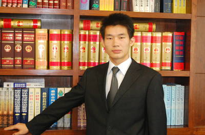 专业法律顾问，护航您的权益 走近广东天胜律师事务所谭必龙律师